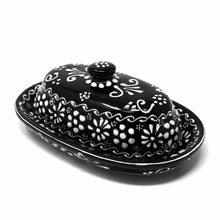 Load image into Gallery viewer, Encantada Handmade Pottery Butter Dish, Black & White