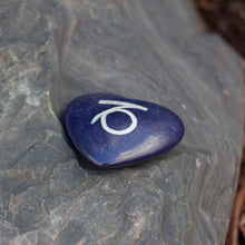 Load image into Gallery viewer, Zodiac Soapstone Hearts, Pack of 5: CAPRICORN