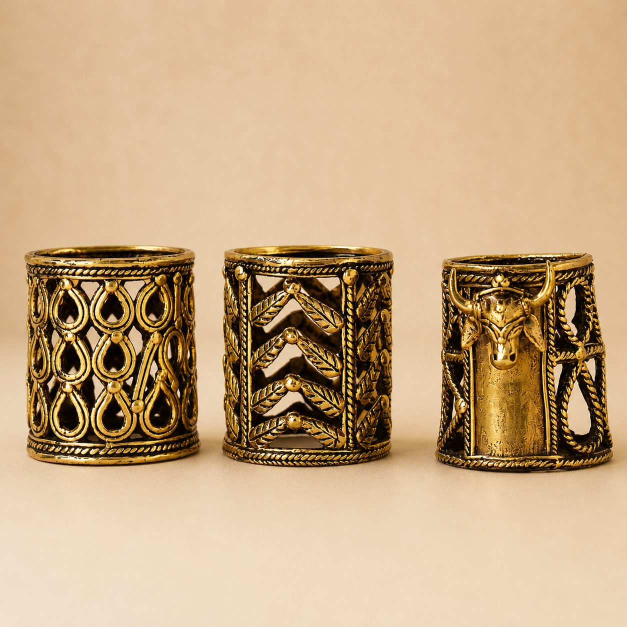 PEN STAND MEDIUM SIZE