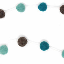 Load image into Gallery viewer, Hand Crafted Felt from Nepal: Pom Pom Garlands, Grey/Blue
