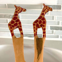 Load image into Gallery viewer, Giraffe Salad Serving Set
