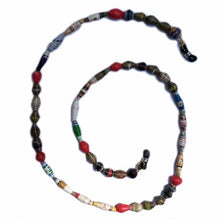 Load image into Gallery viewer, Face Mask/Eyeglass Paper Bead Chain, Black and Red
