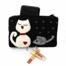 Load image into Gallery viewer, Hand Crafted Felt: White Cat Pouch
